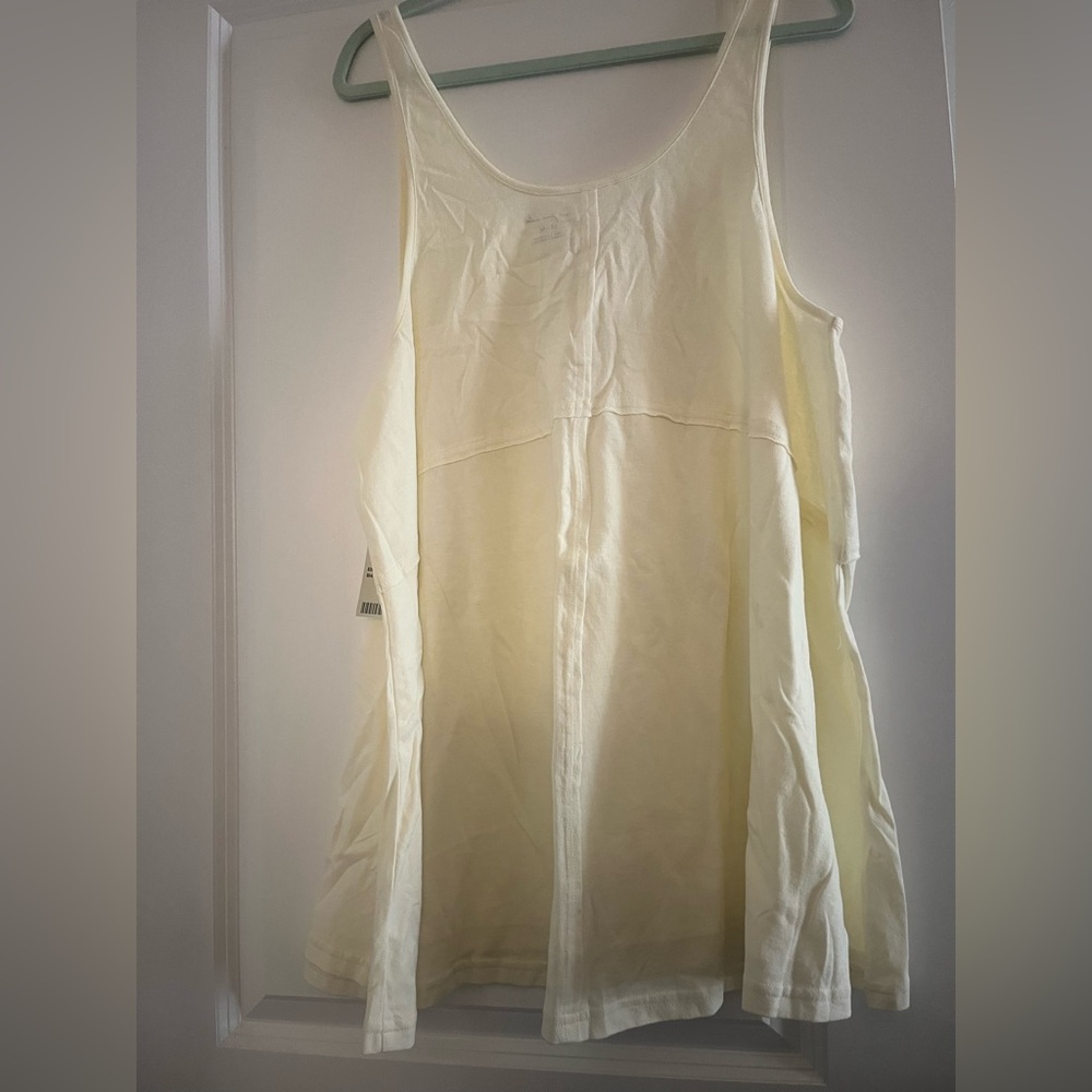 Urban Outfitters Out from Under Tank Size Med - Picture 3 of 6